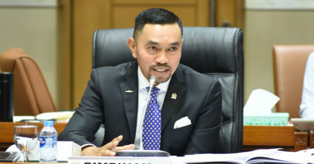 Ahmad Sahroni Angkat Bicara Soal Baliho Dirinya Mimpi Jadi Presiden