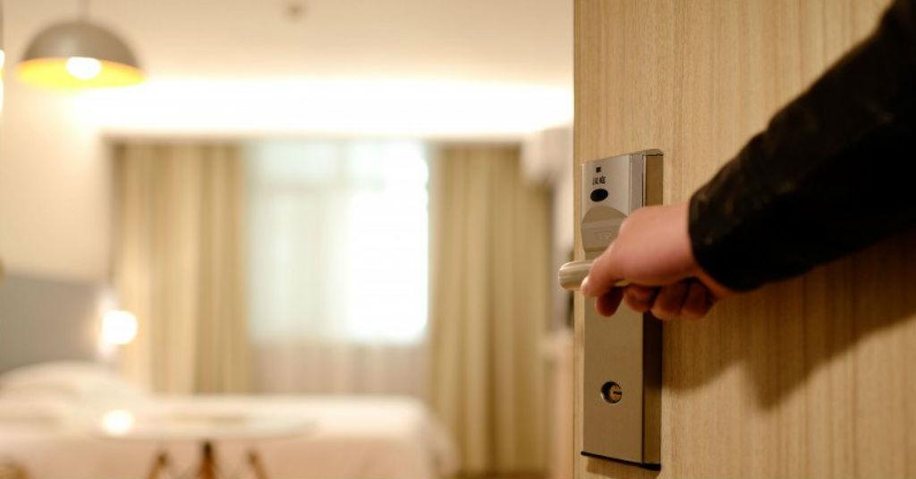 Meski Pandemi, Niat Staycation Tak Surut Sambut Tahun Baru di Hotel