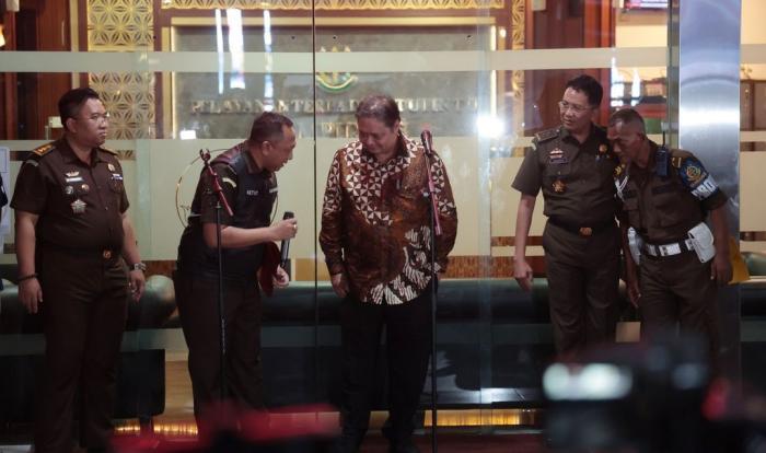 Buntut Ancam Tembak Wartawan, Komisi III DPR Desak Permintaan Maaf Airlangga