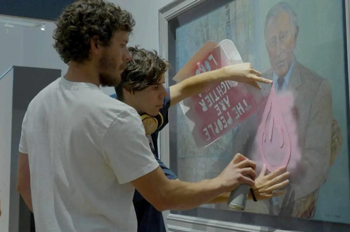 Aktivis Iklim Coret Lukisan Wajah Raja Charles III di Galeri Nasional Skotlandia