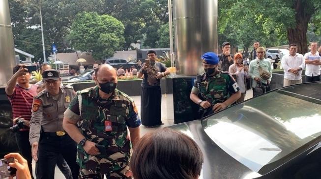 Jajaran Petinggi TNI Datangi KPK, Usut OTT KPK terhadap Kabasarnas