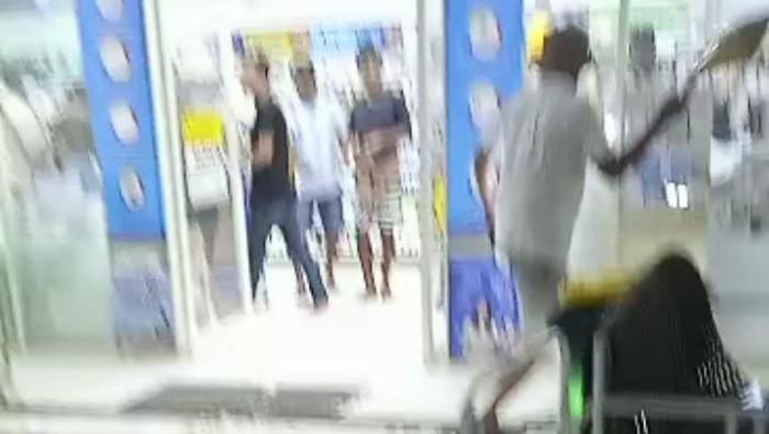 Viral Anggota DPRD Halmahera Tengah Ngamuk di Minimarket, Ketua DPP PDIP: Segera Cek Kebenaran Berita Ini