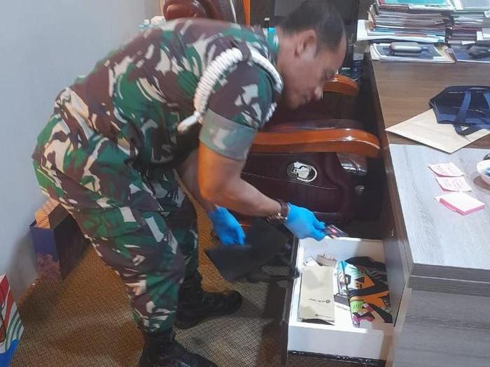 Puspom TNI dan KPK Geledah Kantor Basarnas, Sita Berkas Keuangan hingga CCTV