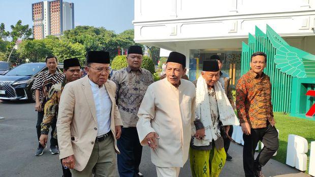 Habib Luthfi dan Prabowo Sambangi Istana Kepresidenan Temui Jokowi, Mau Bahas Apa Ya?