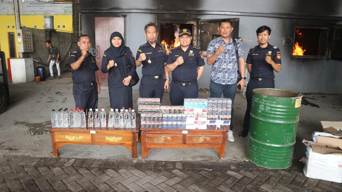 Bea Cukai Laksanakan Pemusnahan Barang Ilegal di Pantoloan dan Malang