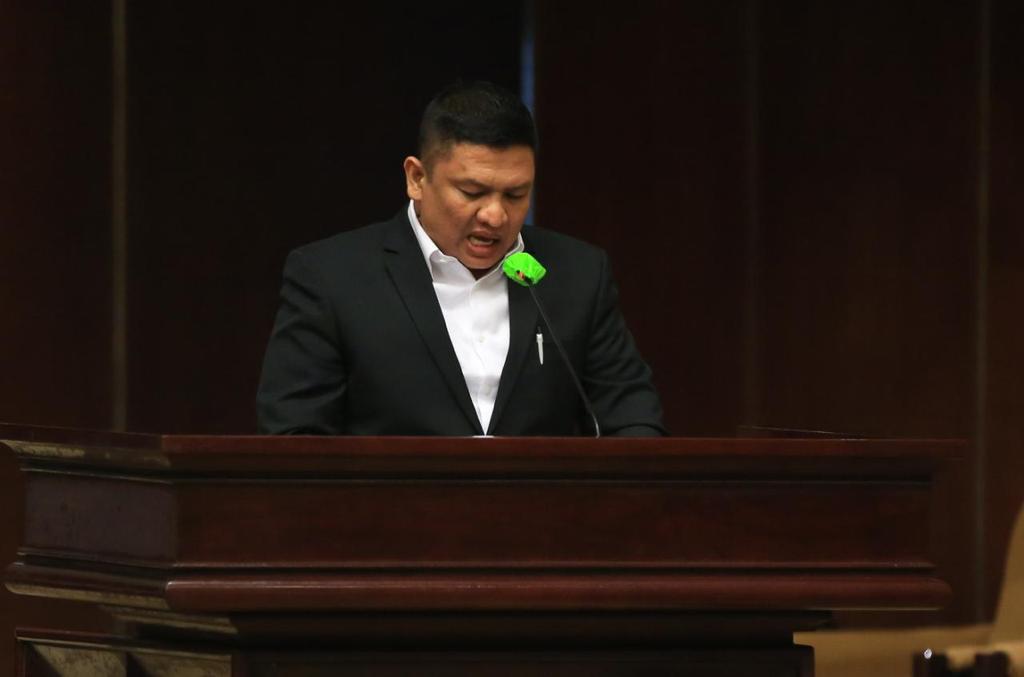 Senator Fernando Sinaga Sampaikan 6 Aspirasi Warga Kaltara di Sidang Paripurna DPD RI