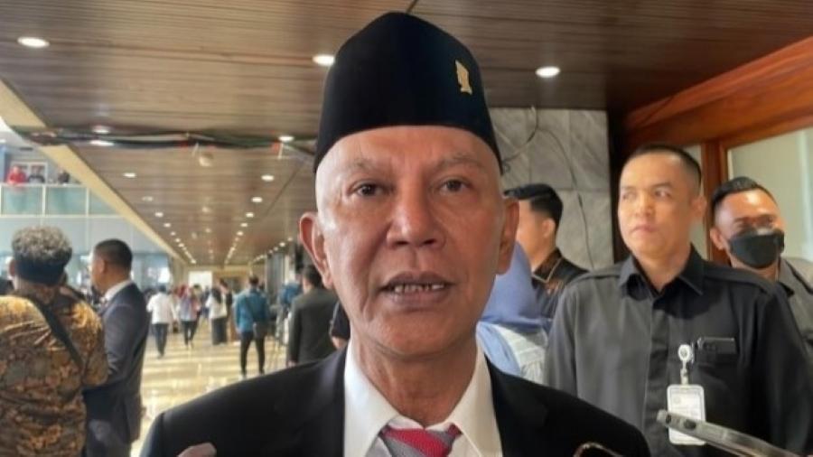PDIP Nilai Panggilan 'Pak Lurah' Jokowi Bentuk Kecintaan Para Elite