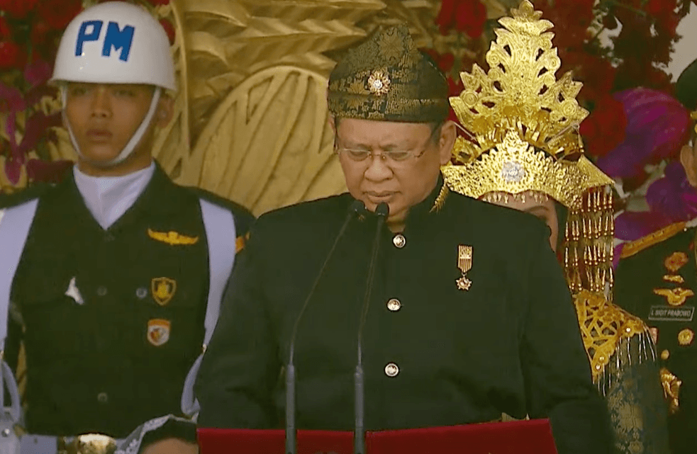 Ketua MPR RI Bambang Soesatyo Bacakan Teks Proklamasi saat Upacara HUT ke-78 RI di Istana