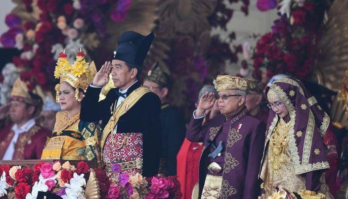 Iriana Jokowi Pakai Baju Adat Bali saat Upacara HUT ke-78 RI di Istana