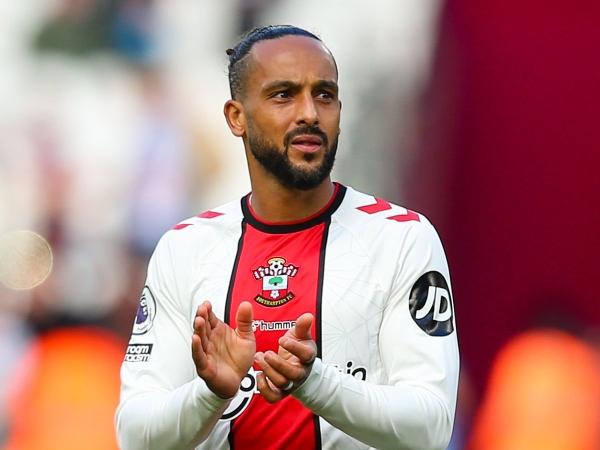 Theo Walcott Umumkan Gantung Sepatu!