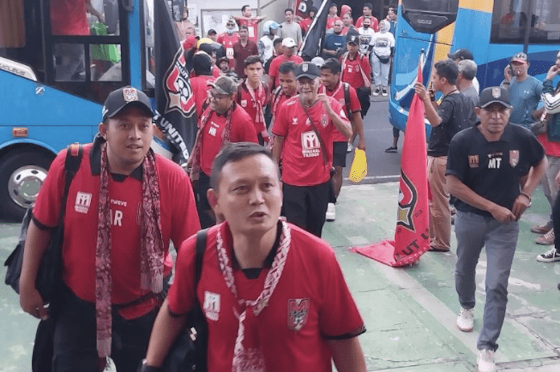 Manajemen Malut United Berangkatkan Orang Tua Pemain ke Tanah Suci