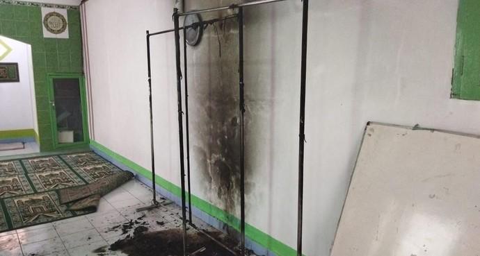 Usai Jadi Tersangka, Polisi Dalami Motif Maling Kotak Amal Bakar Tirai Musala di Tebet Jaksel