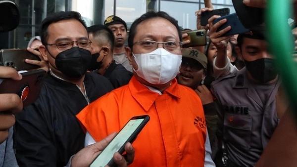 KPK Periksa Keluarga Hasbi Hasan