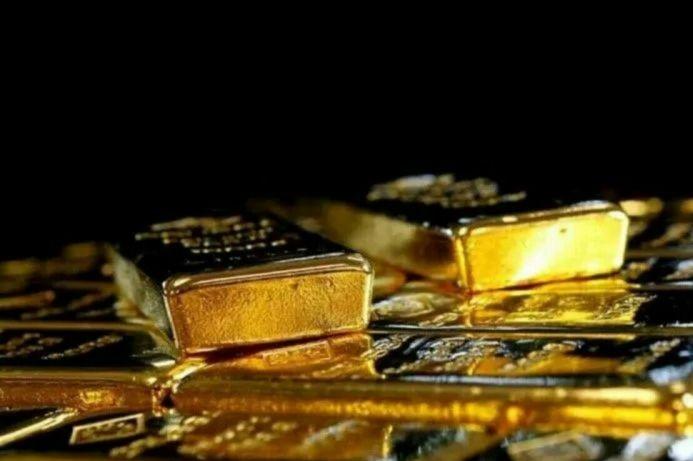 Naik 4 Hari Beruntun, Emas Kembali Bertekuk Lutut Lawan Dolar AS