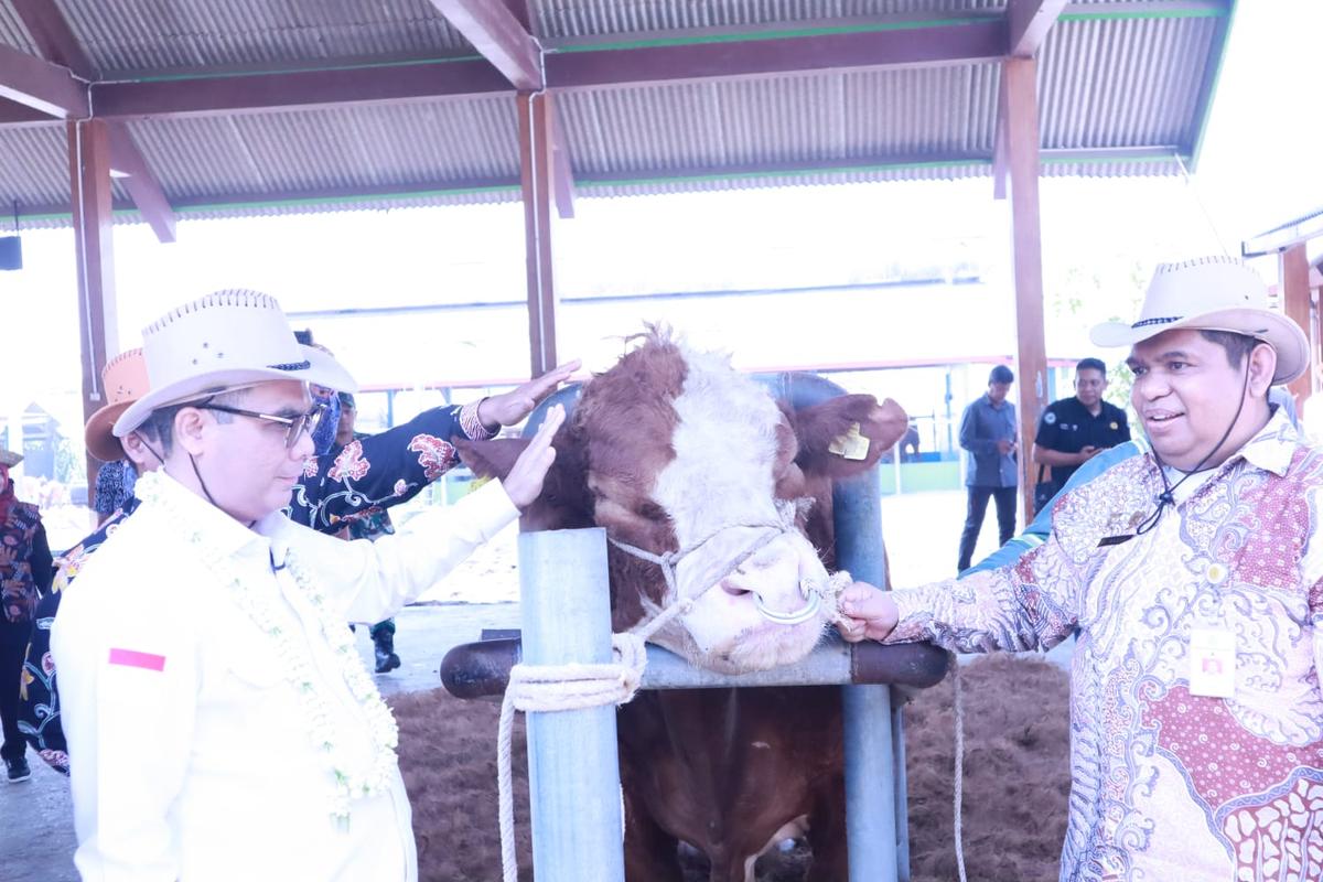 Wamentan Pastikan Kualitas Produksi Semen Beku BBIP Singosari Semakin Baik