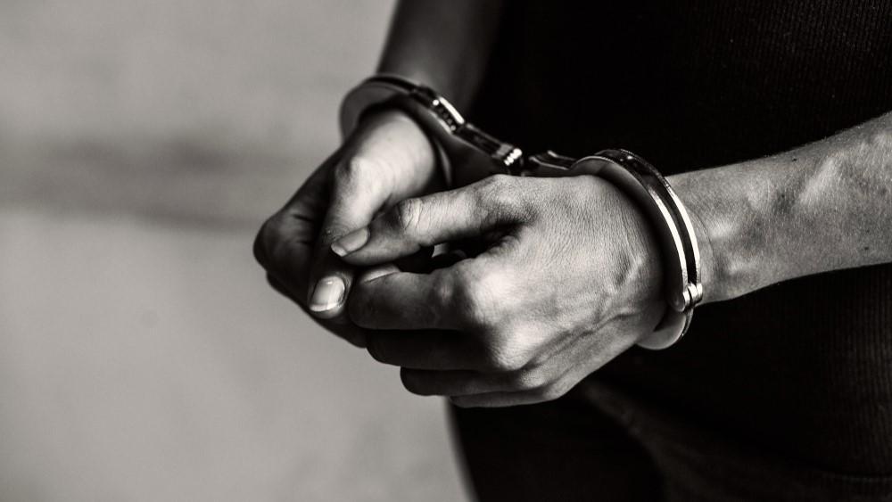 Polres Metro Jakbar Ringkus Pesulap OA gegara Kepemilikan Ganja!