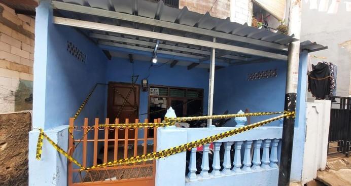 Polisi Buru Pelaku Penusukan Pasutri di Tebet