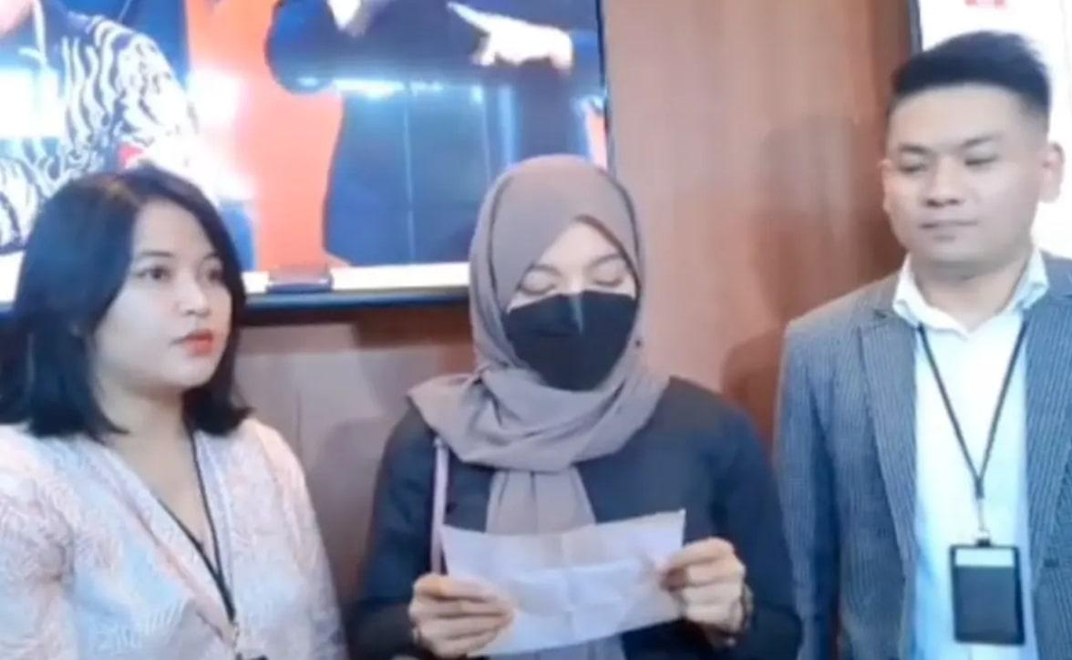 Oklin Fia Datangi Kantor MUI untuk Minta Maaf terkait Konten Jilat Es Krim