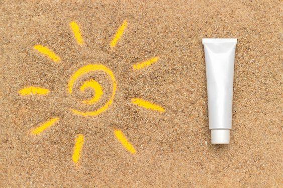 Jangan Asal Pakai Skincare, Usai Terpapar Sinar Matahari Hindari Produk yang Mengandung Bahan Ini
