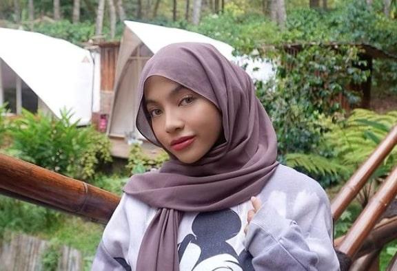 Polisi Sudah Periksa Pria Pemegang Es Krim yang Dijilat Oklin Fia