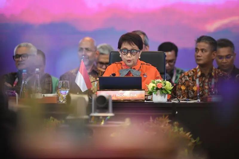 Retno: Indonesia Berbagi dengan Afghanistan Cara Tangani Hak-hak Perempuan