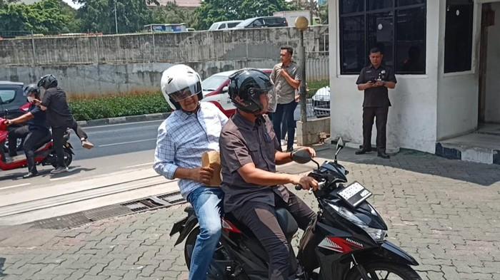 Anies Sambangi Baintelkam Polri Mau Bikin SKCK Jelang Pilpres 2024