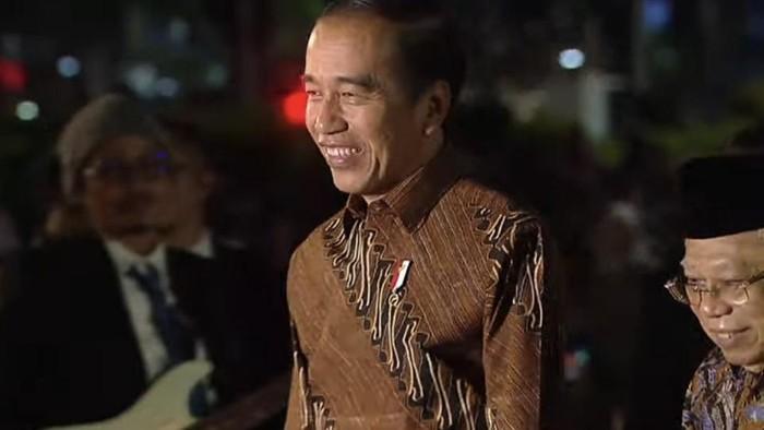 Tanggapi Isu Reshuffle Kabinet, Jokowi: Denger dari Mana?