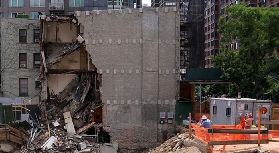 Atap Ambruk Saat Misa, Jemaat Gereja di Meksiko Terperangkap