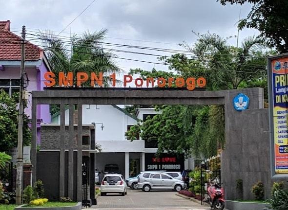 Membagongkan! SMPN 1 Ponorogo Diduga Minta Dana untuk Beli Mobil ke Wali Murid