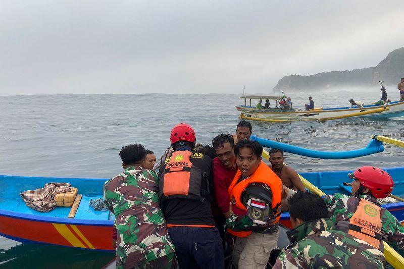 Berhari-hari Hilang Melaut, 2 Nelayan di Jember Berhasil Ditemukan