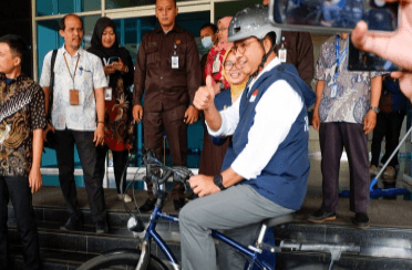 Anies Baswedan Lakukan Tes Urine dan Temui Psikiater di RSUP Fatmawati