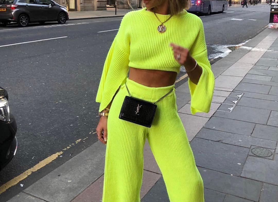 Rekomendasi Outfit dengan Warna yang Cocok untuk Kulit Sawo Matang