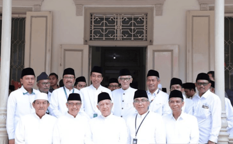 Presiden Adakan Pertemuan Tertutup dengan Kiai Sepuh di PCNU Surabaya