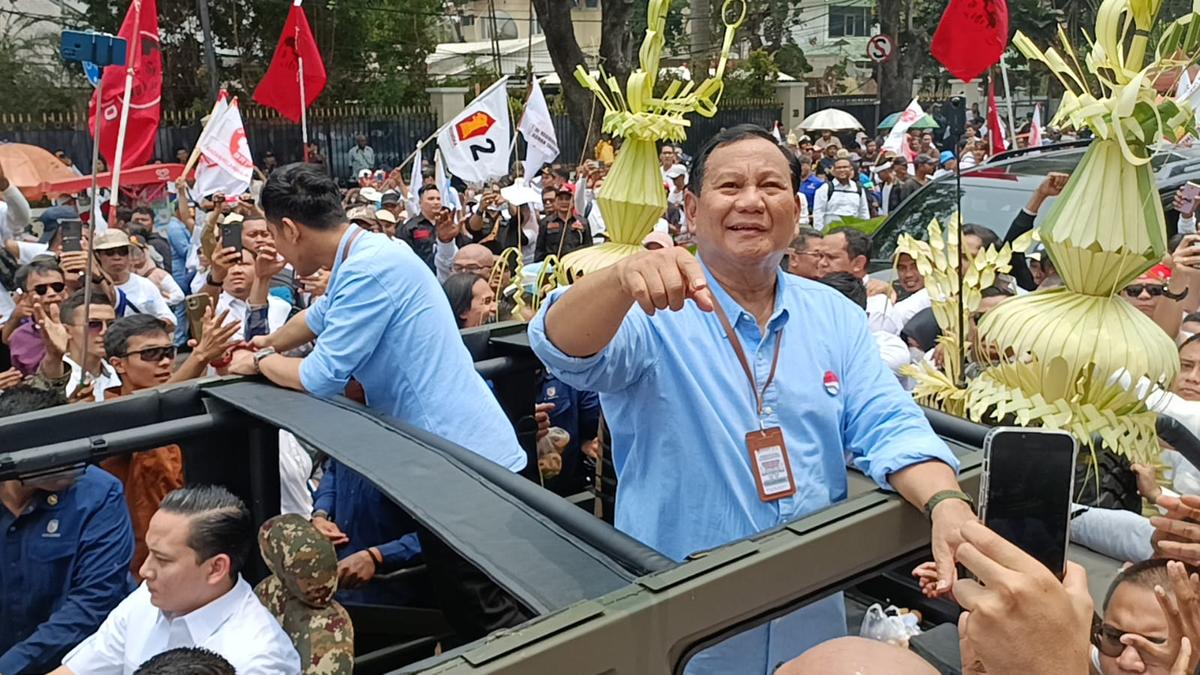 Prabowo Siap Maju Ikuti Proses Setelah Resmi Daftar di KPU
