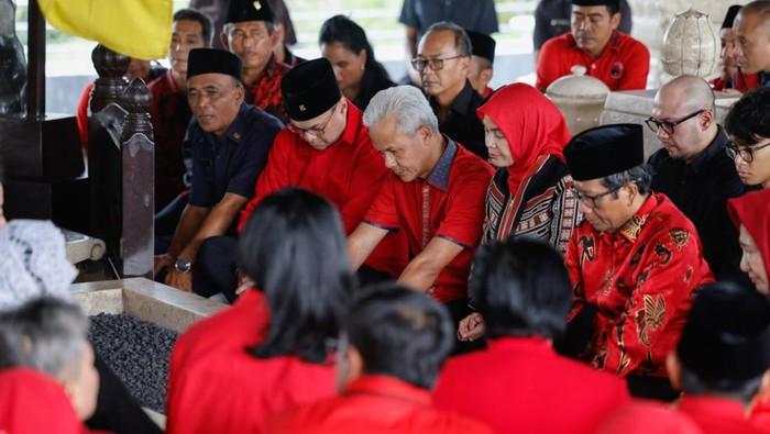 Ziarah ke Makam Soekarno, Ganjar Ingin Teladani Kepemimpinan Almarhum