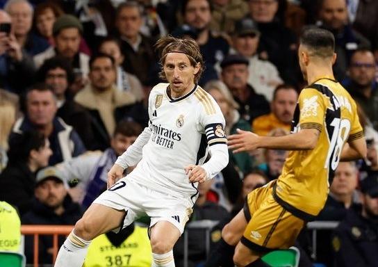 Ditahan Imbang Rayo Vallecano, Real Madrid Puncaki Klasemen Sementara Liga Spanyol