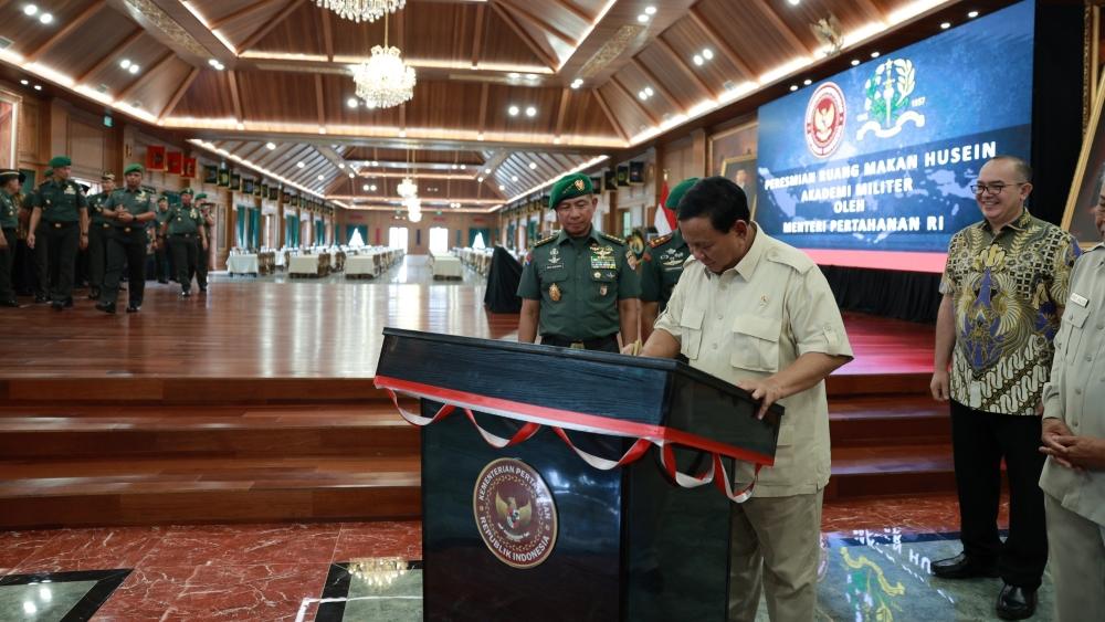Prabowo Renovasi Ruang Makan Akmil di Magelang