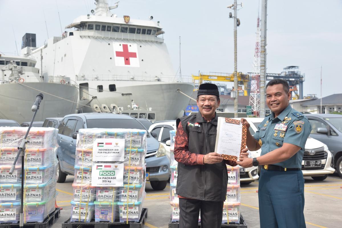 BAZNAS Gandeng TNI AL Kirimkan 50 Ton Bantuan Kemanusiaan bagi Rakyat Palestina