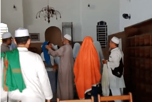 Masya Allah! Warga Brazil Berbondong-bondong ke Masjid Belajar Islam