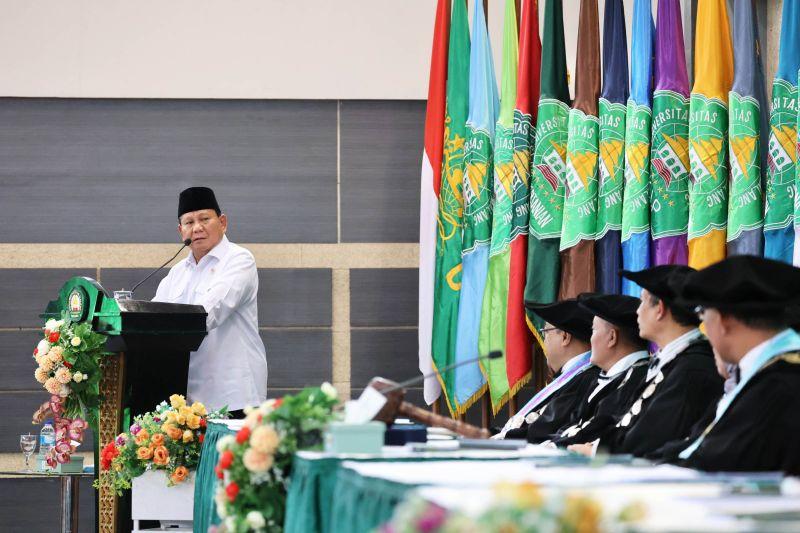 Prabowo: Saya Dekat dengan Gus Dur