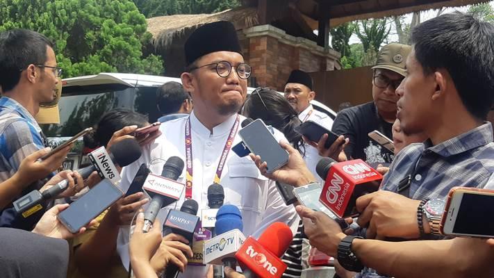 Respons Tudingan Hasto soal Tekanan Jelang Pilpres, Dahnil: Buktikan Saja