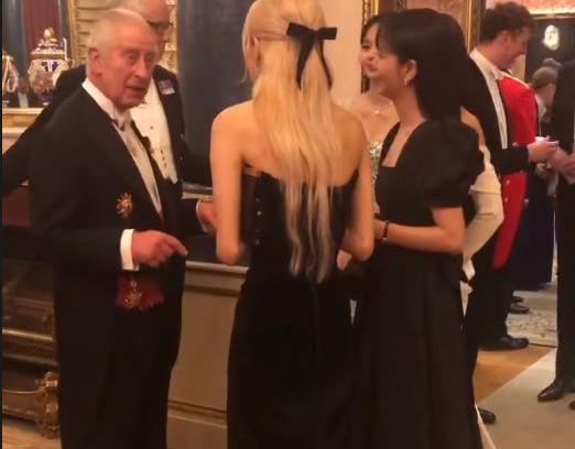 Keren! BLACKPINK Jadi Tamu Buckingham Palace