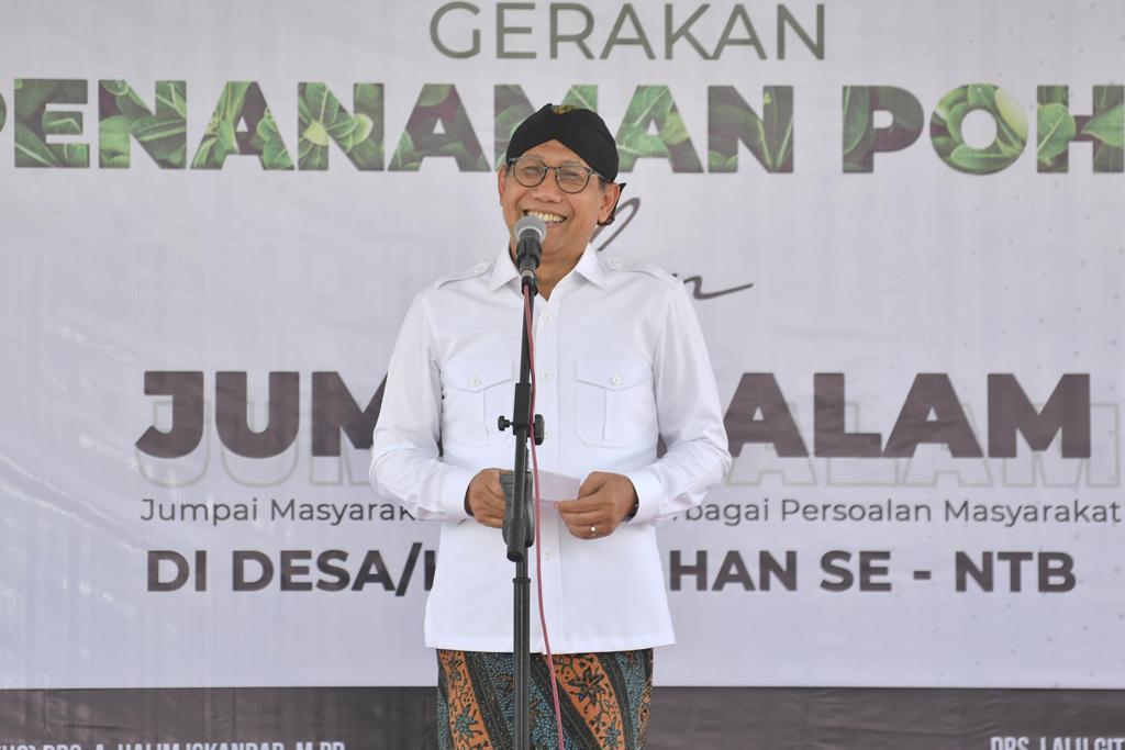 Gus Halim Apresiasi Program Jumat Salam di NTB