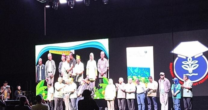 IPB Luncurkan Buku Putih Gagasan Besar Alumni di Puncak Reuni Akbar 60 Tahun