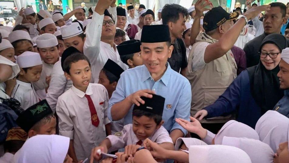 Kunjungi Ponpes di Batu Ceper, Gibran Tak Ingin Santri Dipandang sebelah Mata