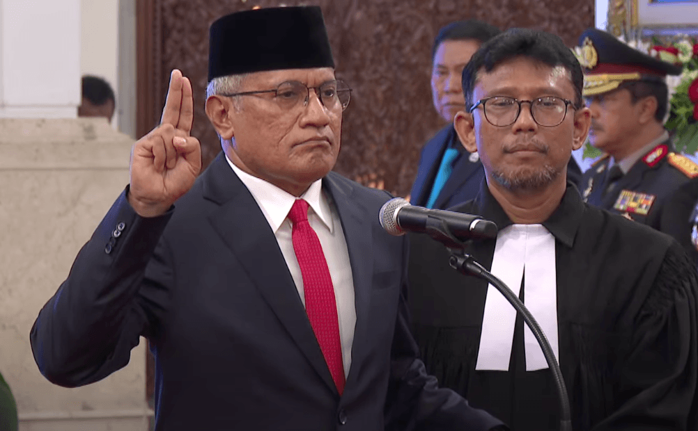 Jokowi Resmi Lantik Irjen Marthinus Hukom jadi Kepala BNN