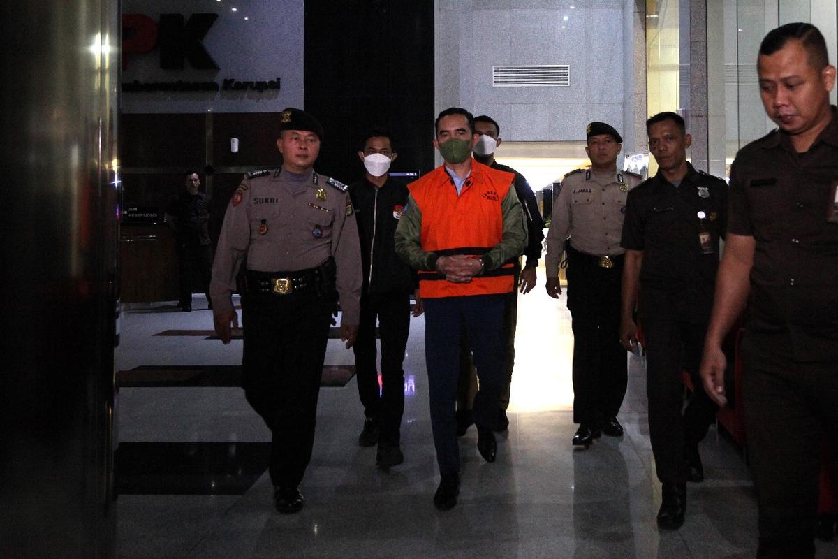 KPK Resmi Tahan Eko Darmanto