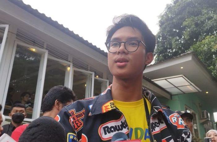 Kompak! Alam Bantu Persiapan Penampilan hingga Materi Ganjar di Debat Capres