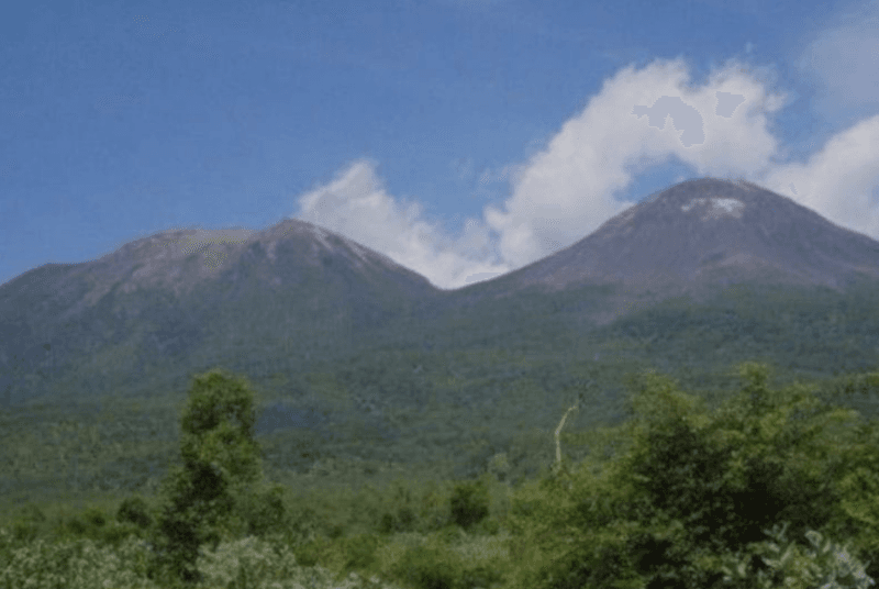 PVMBG Imbau Pendaki Waspada Jauhi Gunung Api Lewotobi di Flores Timur
