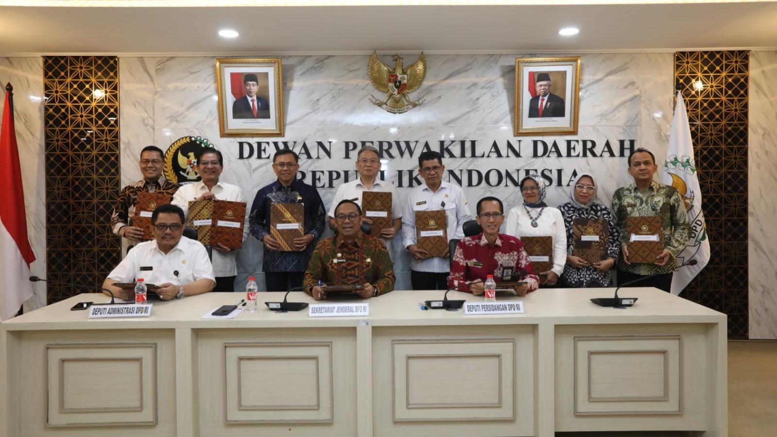 Perjanjian Kinerja Ditandatangani, Setjen DPD RI Dituntut Capai Target 2024